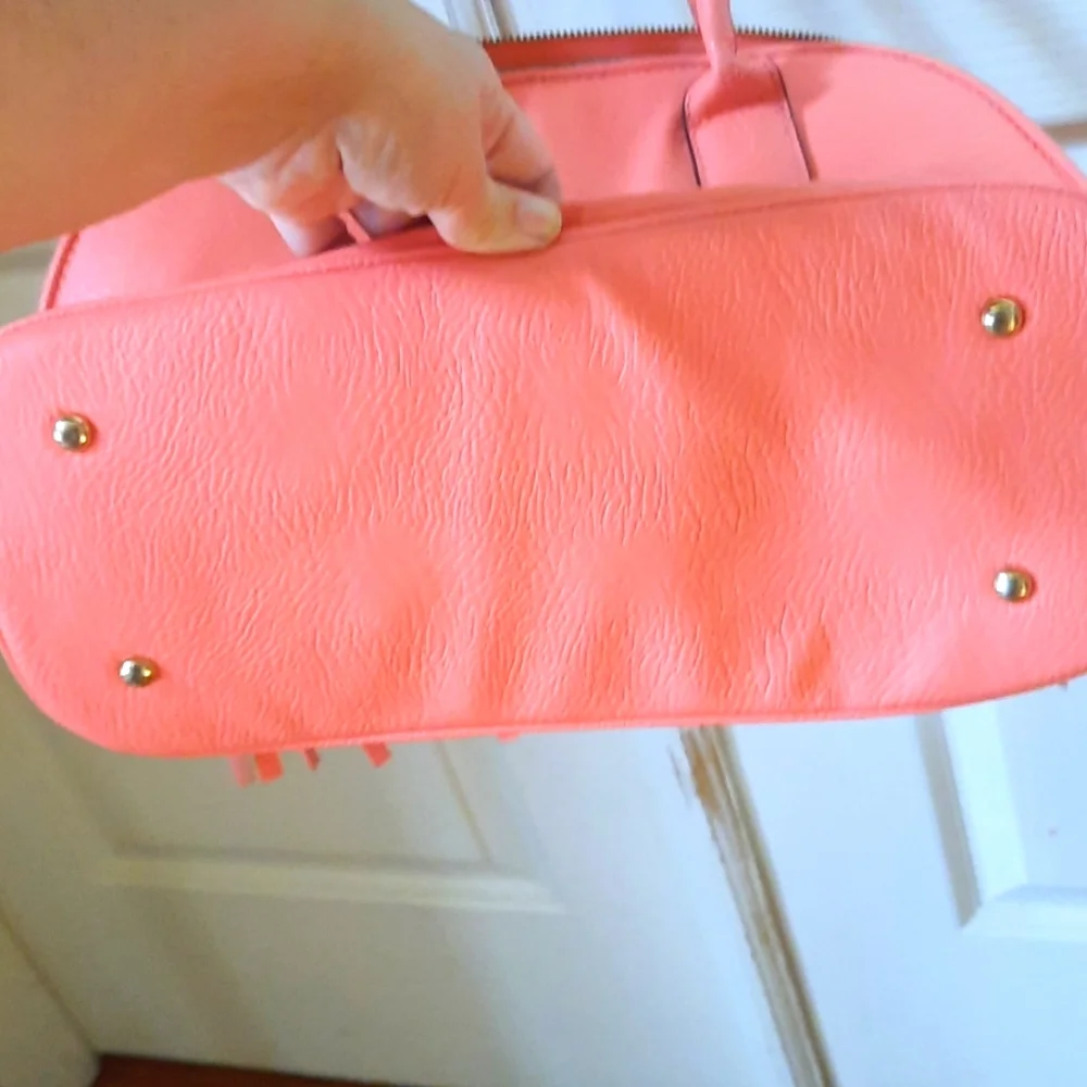 Beautiful dark salmon pink hobo bag. Used only a handful of times. - Picture 5 of 5